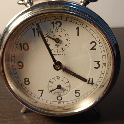 Junghans Table Clock like new, analog