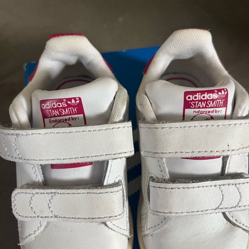 Stan Smith kids sneakers size 20 like new