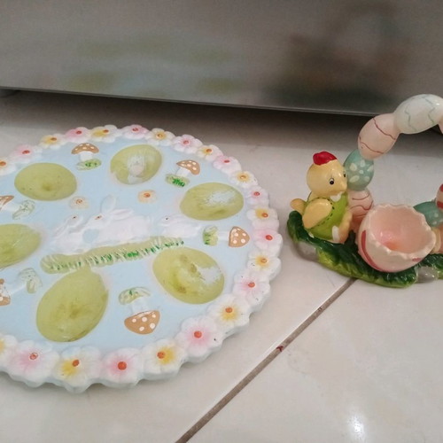 Easter decoration set together, two pieces