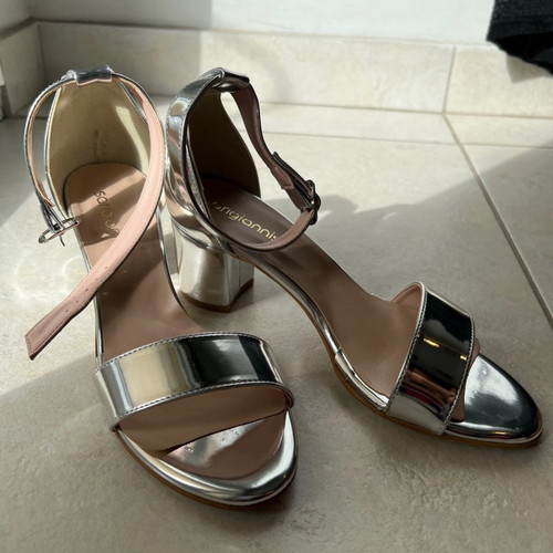 Sarigiannis silver sandals No 38, 6cm new
