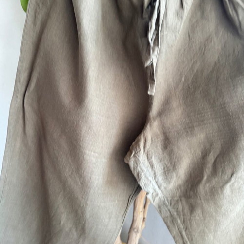 Women's linen pants khaki size 20 used with slight wear marks