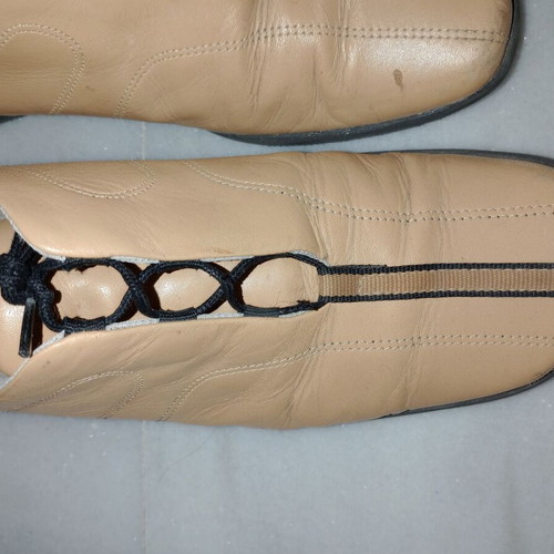 Bata shoes used, unisex, size 39, cream beige leather