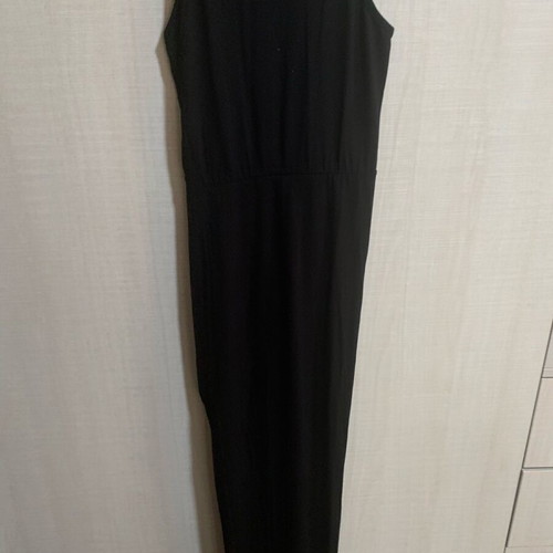 Celestino dress size M new, black, stretchy mako fabric with slit