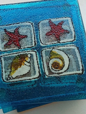 Glass coasters set of 6 with starfish and seashell designs like new