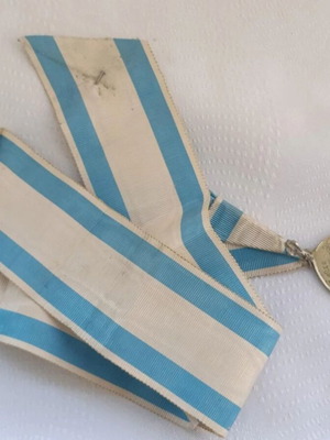 Θρησκευτικό ασημένιο μετάλλιο 1864 μεταχειρισμένο, Congrégation de Notre-Dame du Saint-Rosaire