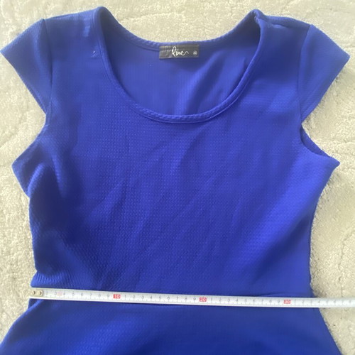Short dress medium size blue like new