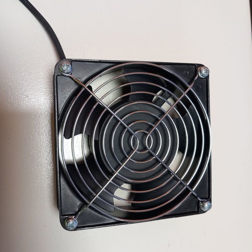 Photon fan 230V for rack 12x12cm Sunon like new