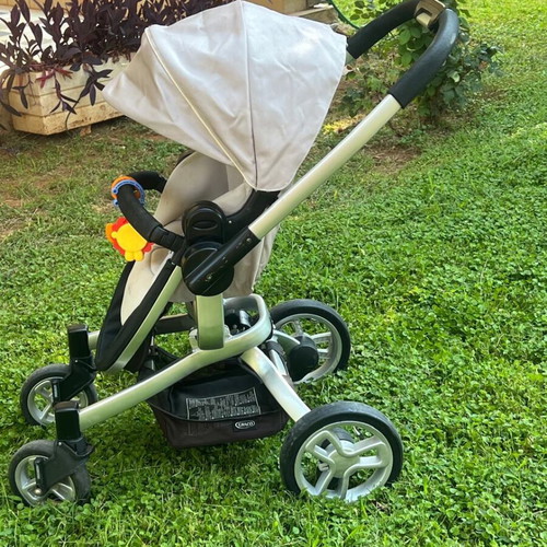 Graco 3-in-1 baby stroller from newborn