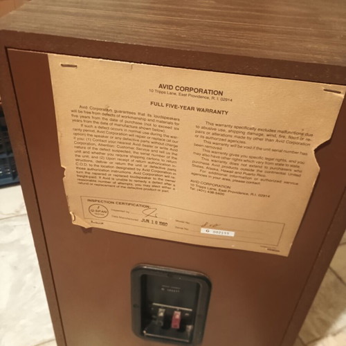 AVID Corporation 80a vintage speakers