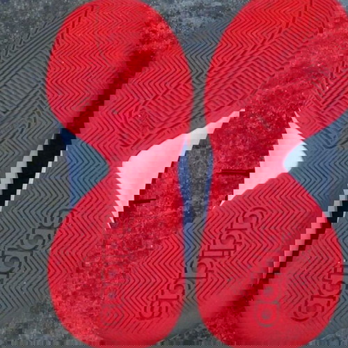 Παπούτσια μπάσκετ Adidas Own The Game Wide Νο 33