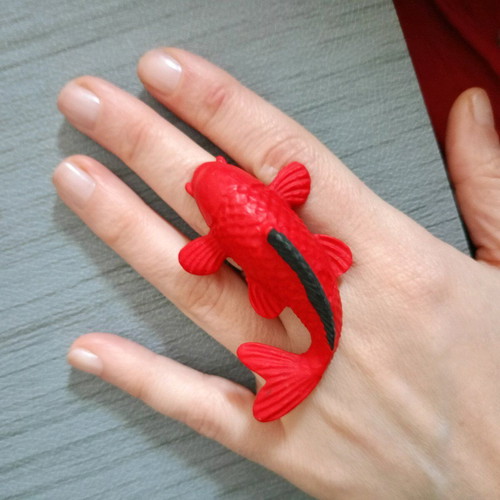 Statement ring Vintage Atelier like new, red with adjustable size