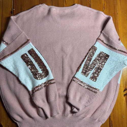 Shine pink pullover like new, size M