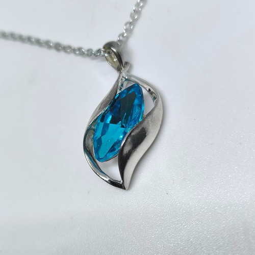 Necklace with Blue Marquise Crystal silver finish like new