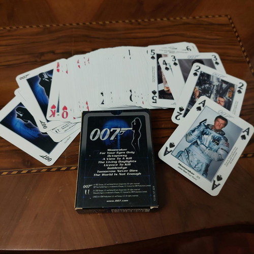 James Bond 007 Playing Cards Set of 3 New