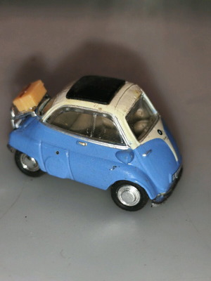 BMW Isetta SCHUCO σαν καινούργιο, άσπρο και μπλε 1/64