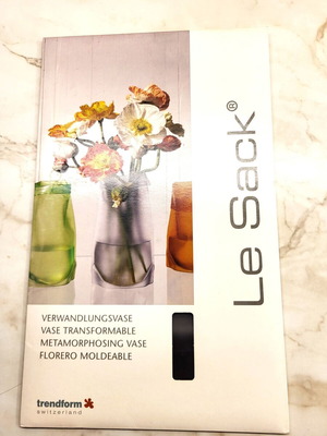 Le Sack Transformable Vase new by Trendform