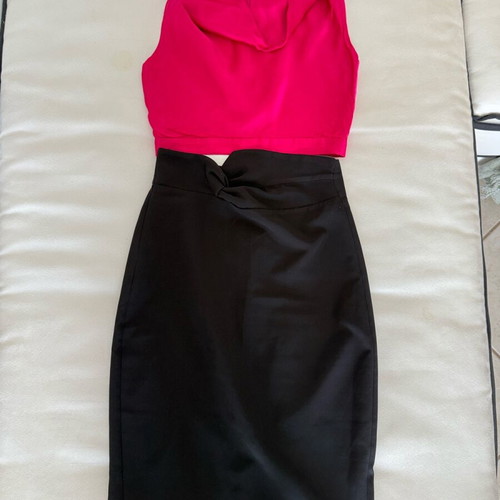 Midi pencil skirt Lynne and satin fuchsia top Zara like new