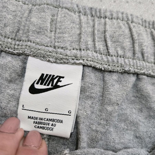 Nike bermuda shorts like new, cotton, size large, gray