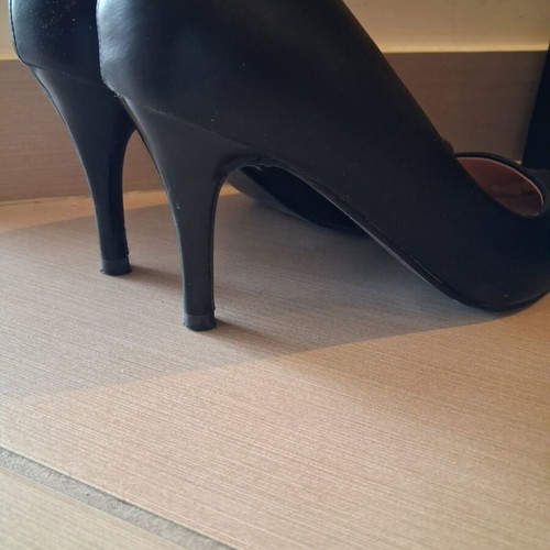 Mac Collection pumps like new, 9 cm heel, size 38, black