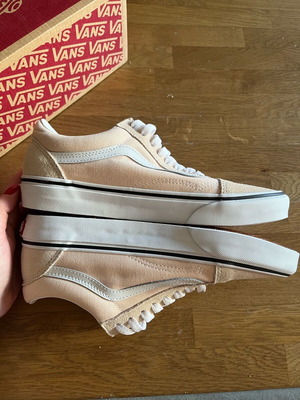 Vans Old Skool нови, номер 39, бежови и розови