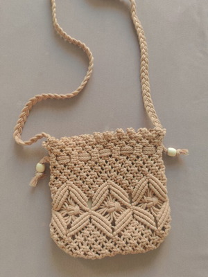 Knitted crossbody bag like new, beige, with lining