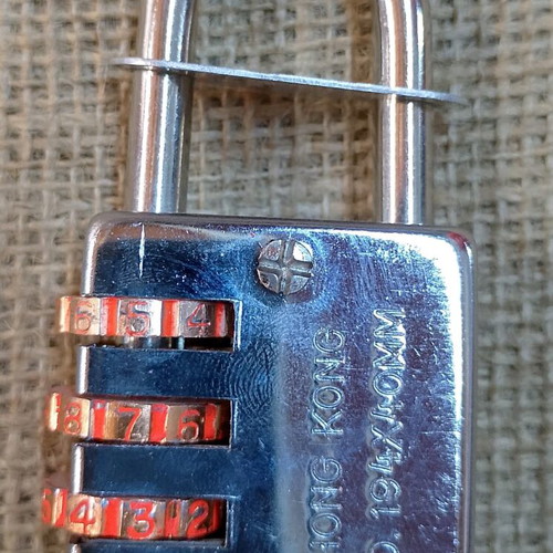 Hawk Comlock 4cm with 3-digit combination like new, vintage