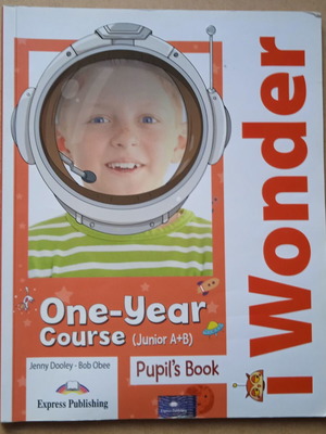 iWonder Junior A+B One-Year-Course Jumbo Pack like new (4 student books)