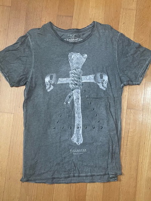 Pull & Bear t-shirt gray large like new