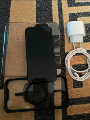 iPhone 15 black like new, 128GB, 20+ MP camera