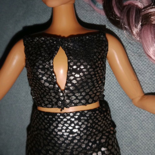 Fashion doll set for curvy type like new