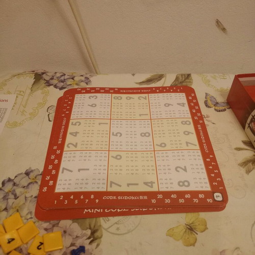 Sudoku board game in excellent condition with magnetic board