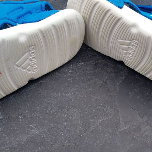 Adidas Altaswim Kids Sandals Size 22 Used