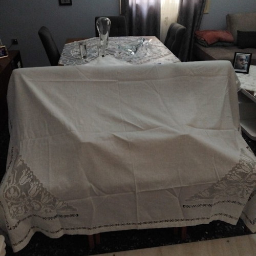 Linen curtain with azur machine lace, like new