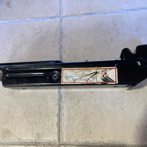 ZSM Car Jack like new