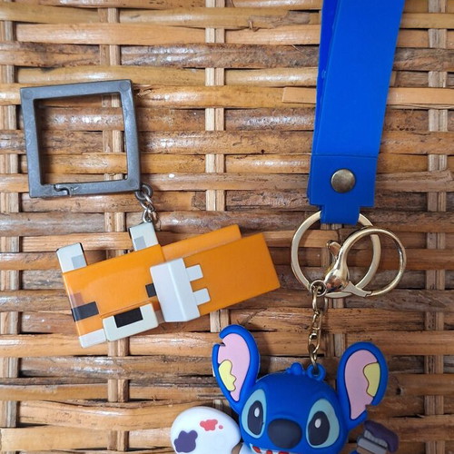 Stitch and Minecraft keychains like new, set of 2