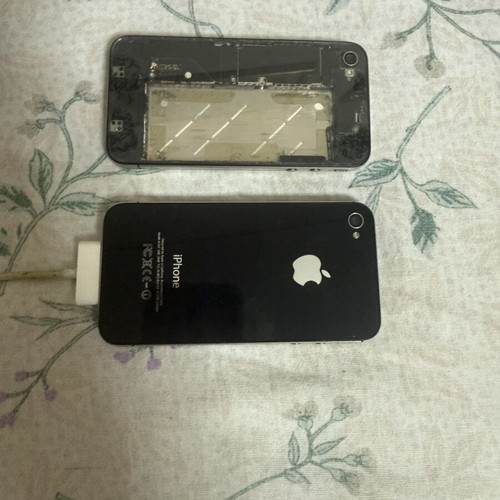 iPhone 4/4s parts used, no batteries included