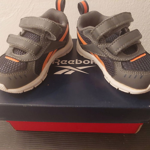 Reebok baby shoe No21 used