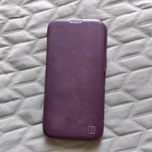 iPhone 14 Pro Max cases like new