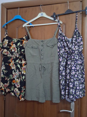 Attrattivo multicolor romper with straps and mini dress set, like new