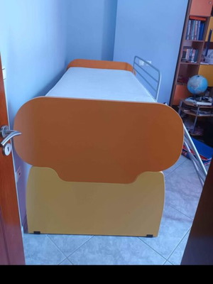 Κρεβάτι παιδικό Modeco μεταχειρισμένο 90×200 με γραφεία