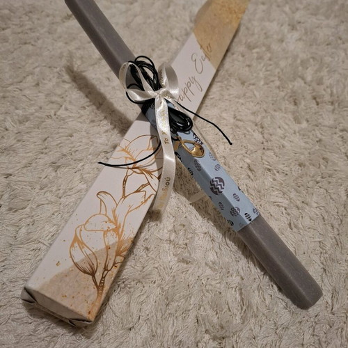 Easter candle new with Katerina Vassou jewelry gray scented wax