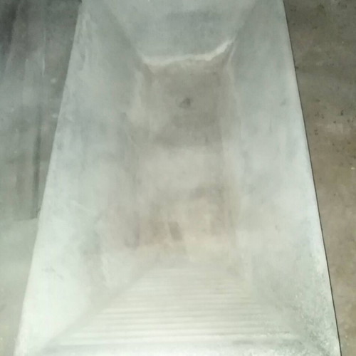 Gourna used, bathroom basin
