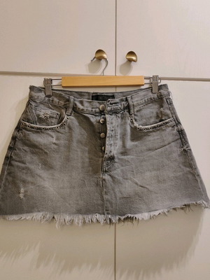 Zara denim mini skirt light gray like new, size M