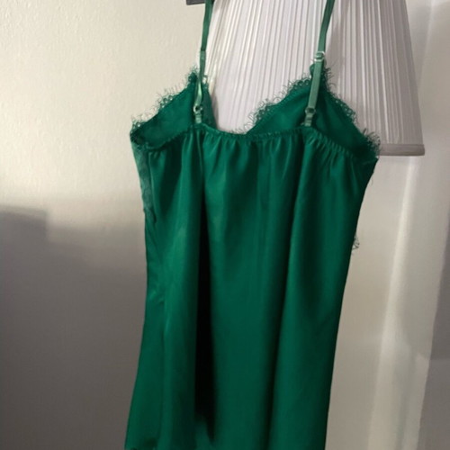 Lingerie top like new, fits up to L