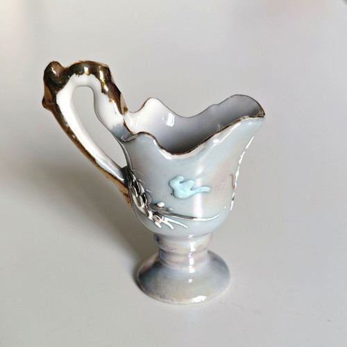 Vintage Japanese porcelain decorative vases like new