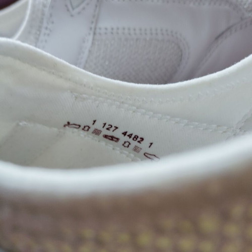 Medicus white sports shoes size 40 like new natural leather and textile