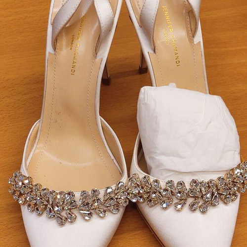 Jennifer Chamandi white pumps size 40 new