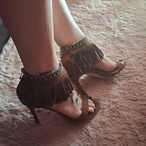 Women's sandals with fringes, brown, size 38