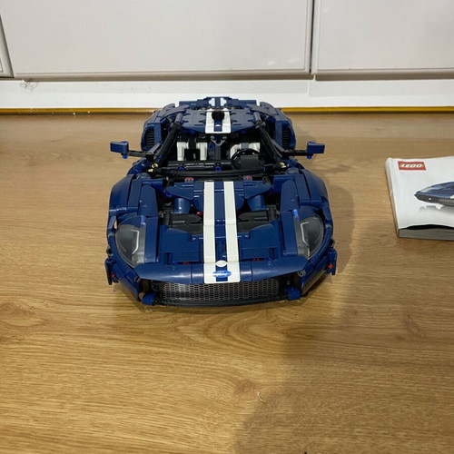 Lego Ford GT 2022 42154 used with instructions and extra pieces