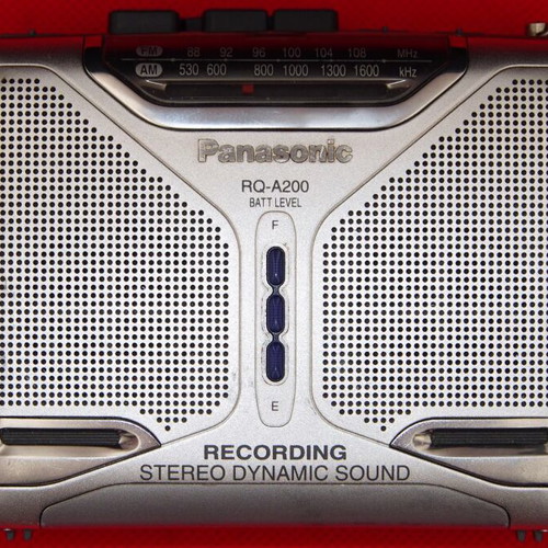 Panasonic RQ A200 обновен преносим касетофон с много добро качество на звука